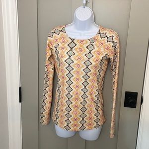 Billabong LS rash guard. (M) Aztec print.